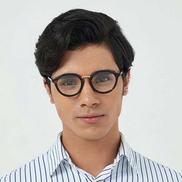 Round Glasses in Acetate